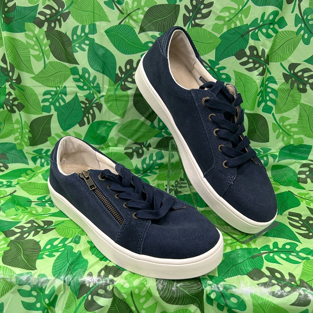 Revitalign Orthotic Suede Casual Sneaker - Wrigley Peacoat Shimmer LIKE NEW! 9.5